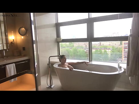 ❤️ Milžiniškas kūdikis aistringai masturbuoja savo putę vonios kambaryje ️❌ Gražus porno prie porno lt.rionews.top ❌❤